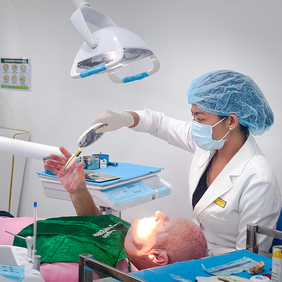 dental consultation in ho chi minh